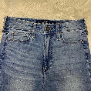 Hollister High-Rise Super Skinny Jeans
